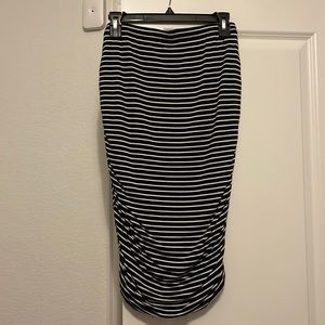 Vince Camuto skirt